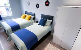 Modern 1 Bedroom Flat In Wood Green